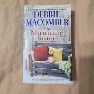 💲1️⃣ The Manning Sisters' By Debbie Macomber Paperback Romance Novel
